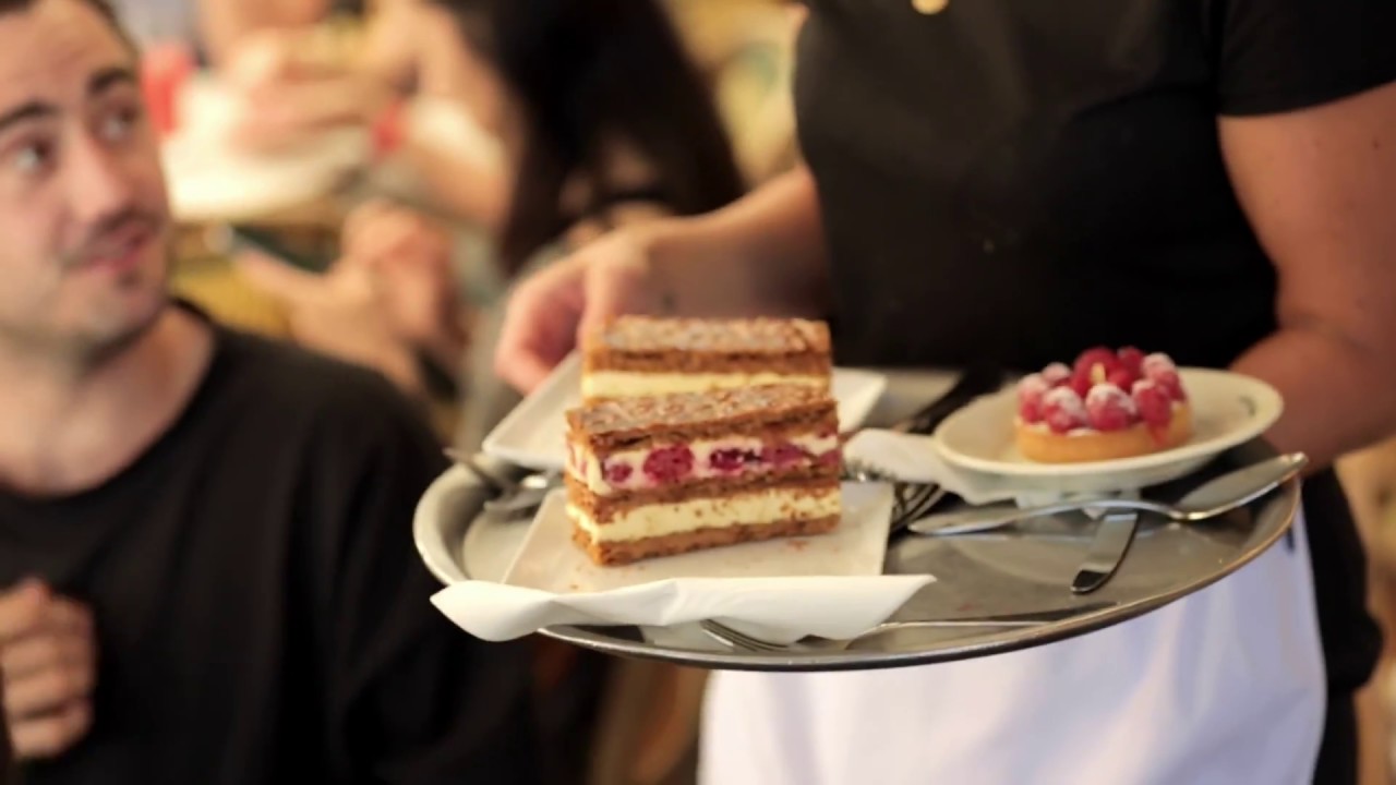 Déjeuner aux Deux Magots