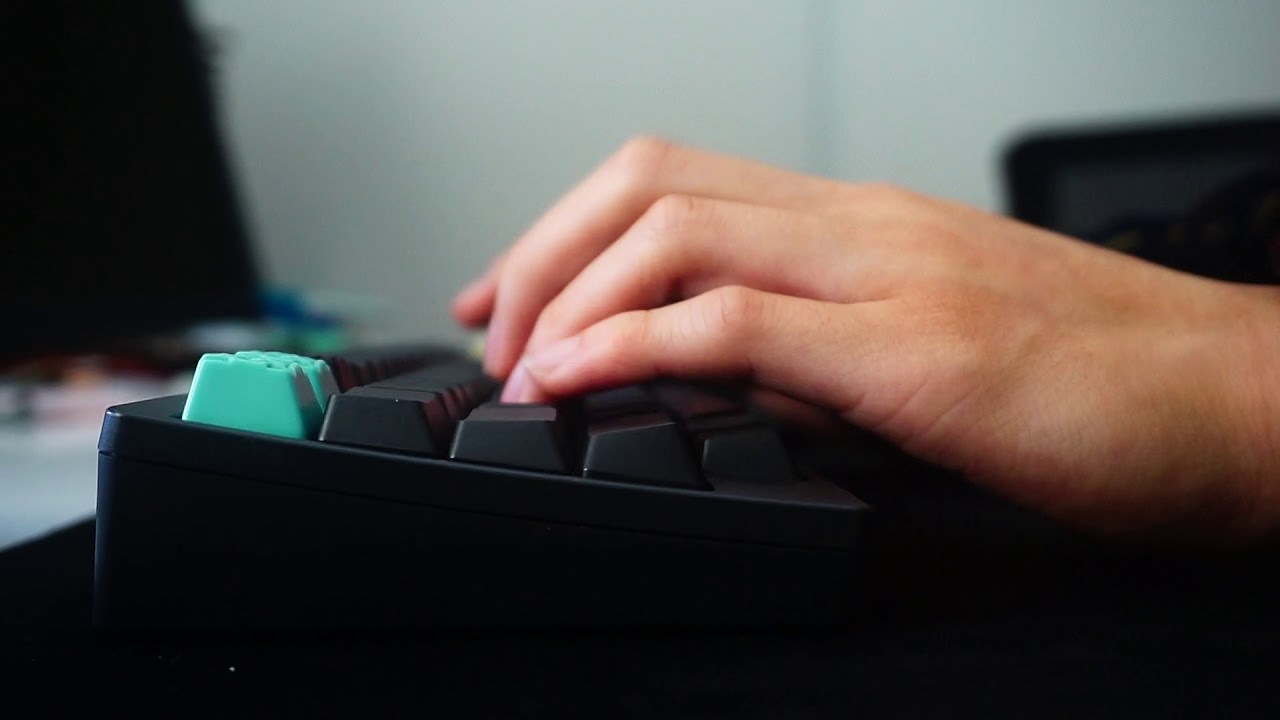 Happy Hacking Keyboard HHKB BT Typing Test - YouTube