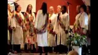 Video thumbnail of "Chorale Gospel Glorius Comment ne pas te louer-Kombo nayo elonga"