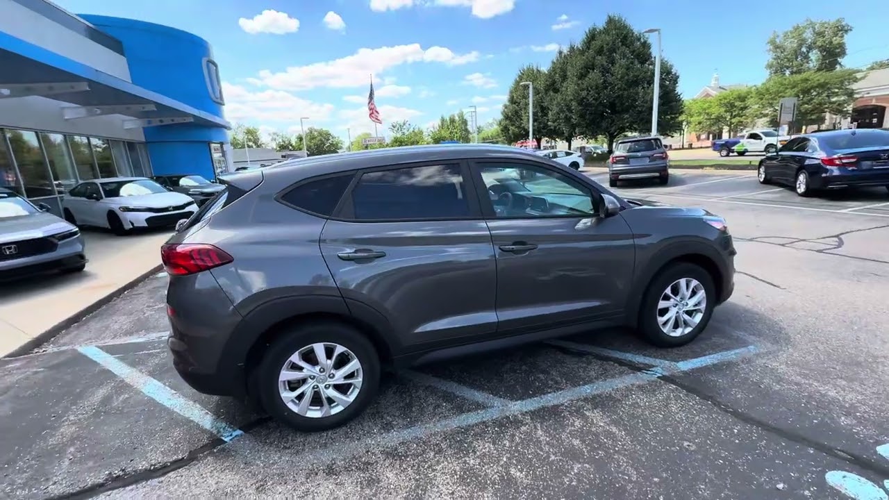 2020 Hyundai Tucson only 29,000 miles (9E07034)