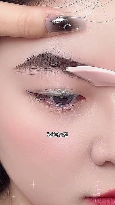 Eyebrow Trimming Made Easy ✨ Best Tool for Perfect Brows!