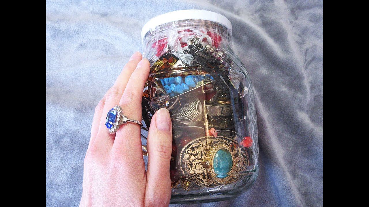 Открываю и откручиваю старинную банку. Необычные и странные находки! Часть 1 #vintagejewelry #thr...