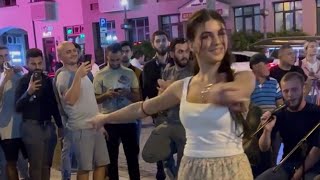 რაჭული სიმღერა და ულამაზესი ცეკვა ქუჩაში || Georgian Street Performance