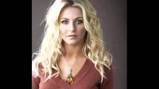 Julianne Hough Sexy and Hot Pictures