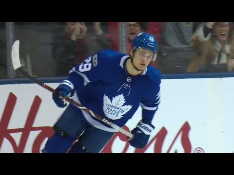 Maple Leafs' Nylander beats Flames' Smith in shootout with crazy quick moves