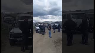 Քաղաքացիները բեռնատարով ինքնաբուխ փակել են Հայաստան-Իրան միջպետական ճանապարհը Սիսիանի հատվածում