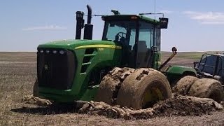 Best Tractor stuck in mud compilation 2016