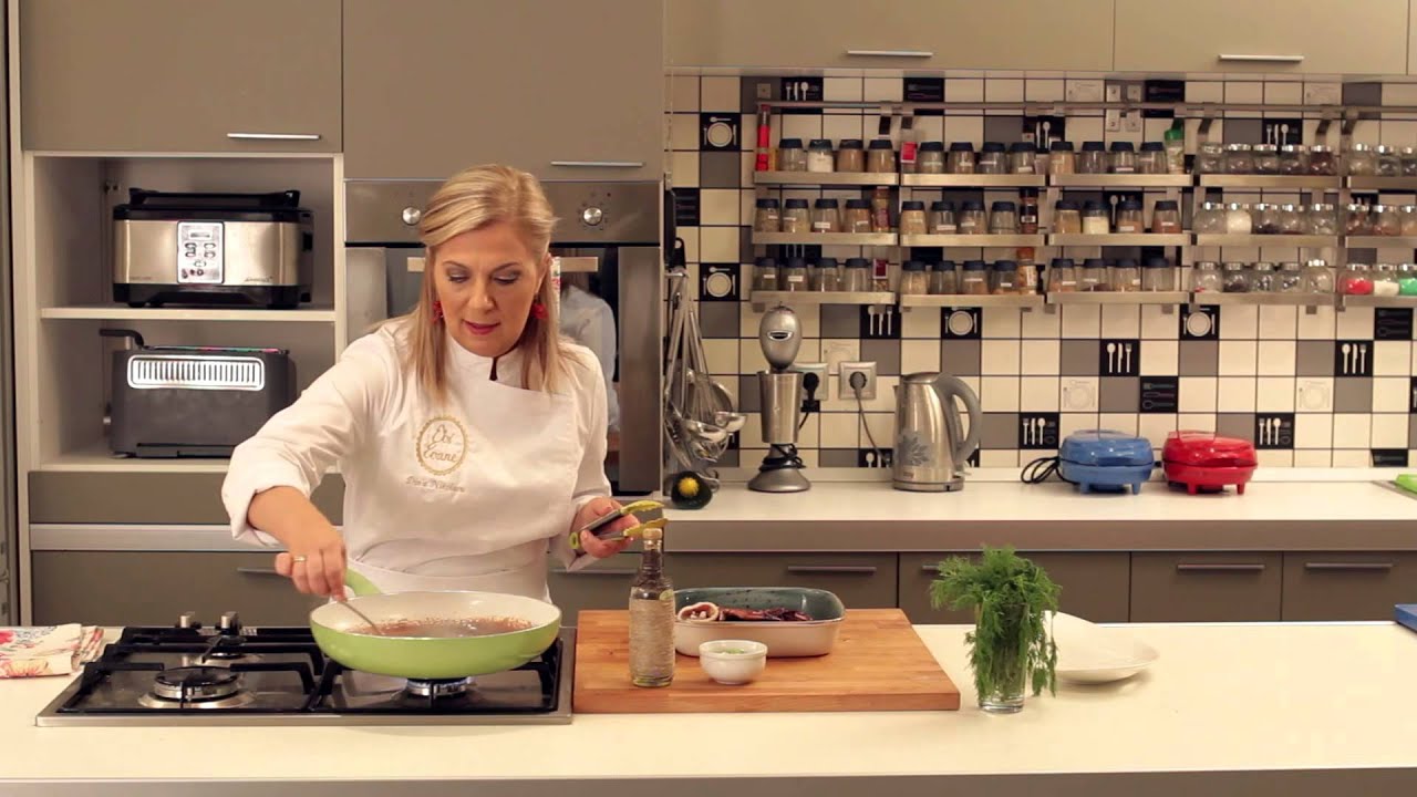 FrozenFish: Ντίνα Νικολάου - Χταποδάκι Πετιμεζάτο