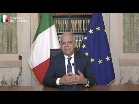 Gli auguri del Ministro al personale dell'Interno, della Polizia di Stato e dei Vigili del Fuoco