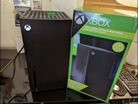 Xbox Series X Replica Mini 8 Can Fridge (Thermoelectric Cooler