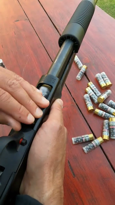 Pump-Action Shotgun-Mossberg Maverick 88