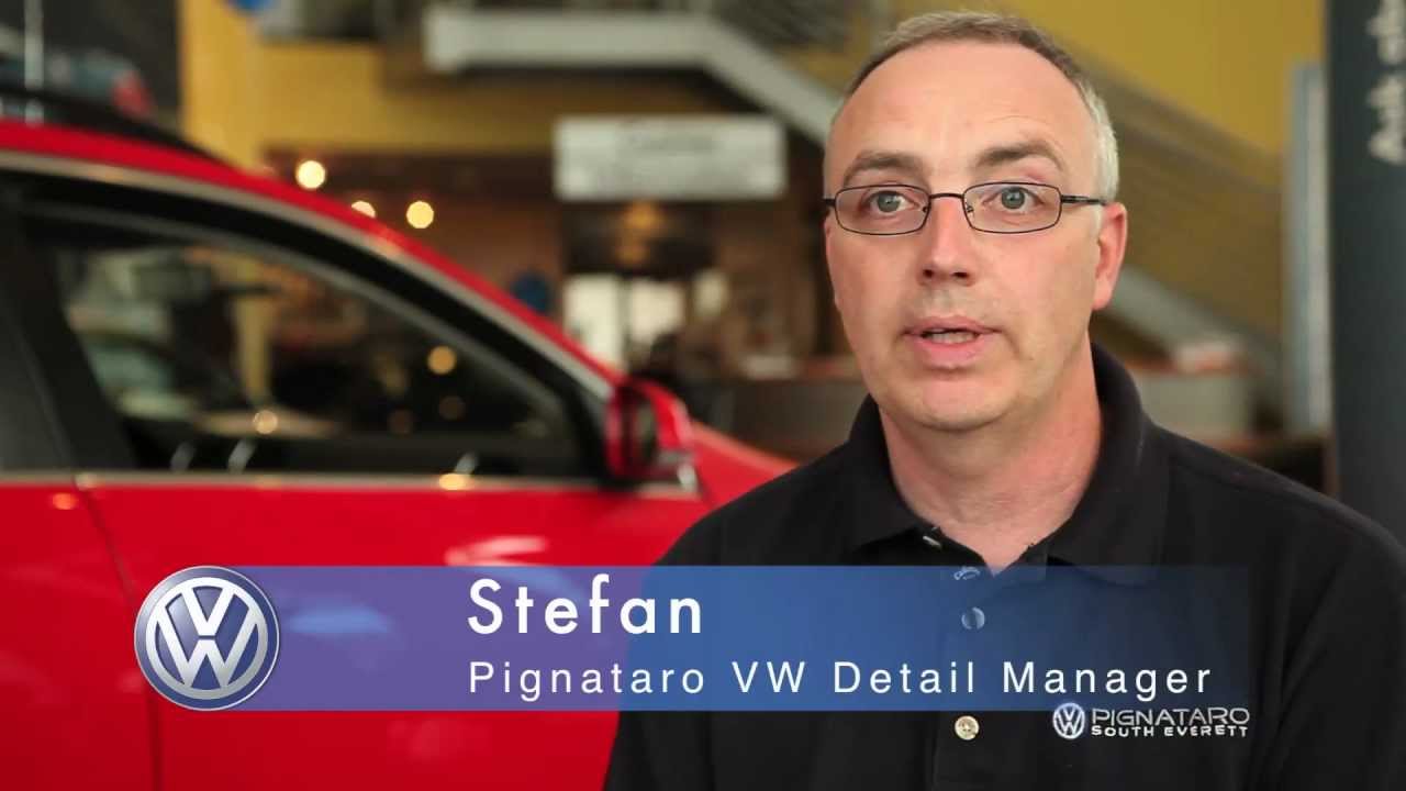 Volkswagen Toureg compared to a BMW X5 at Pignataro Volkswagen in