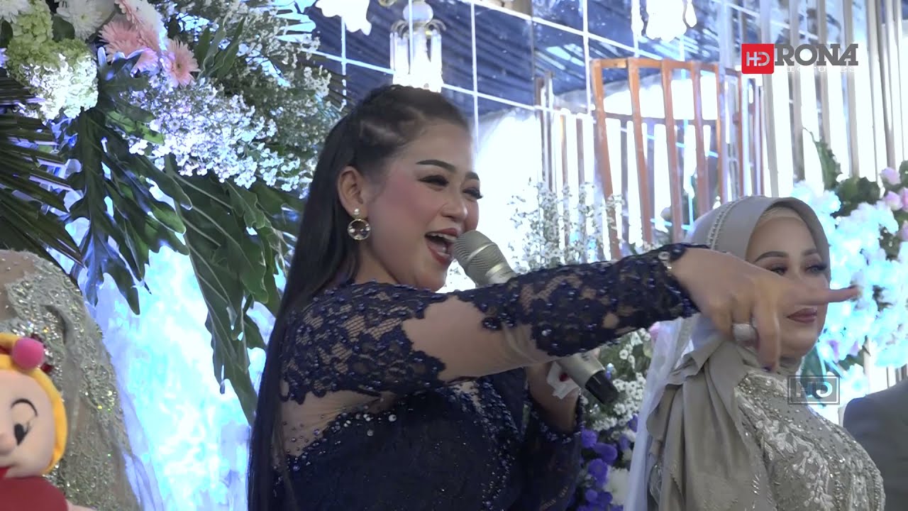 NINA MINCREUNG   BULEUD