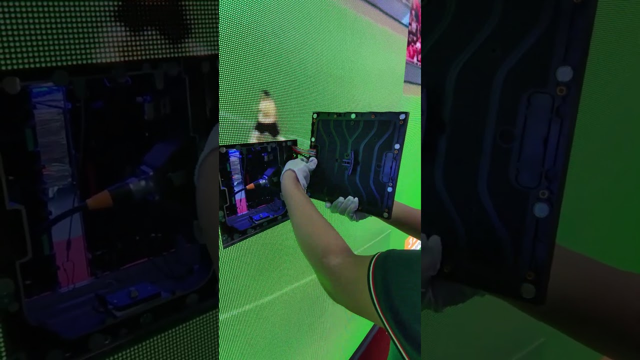 How to install the led rental screen module? 