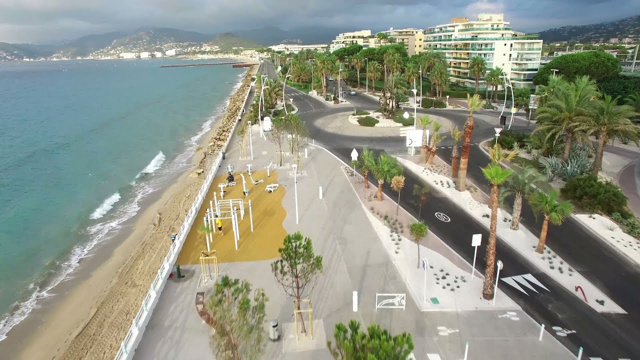 Promenade BoccaCabana à Cannes un espace convivial, récréatif et