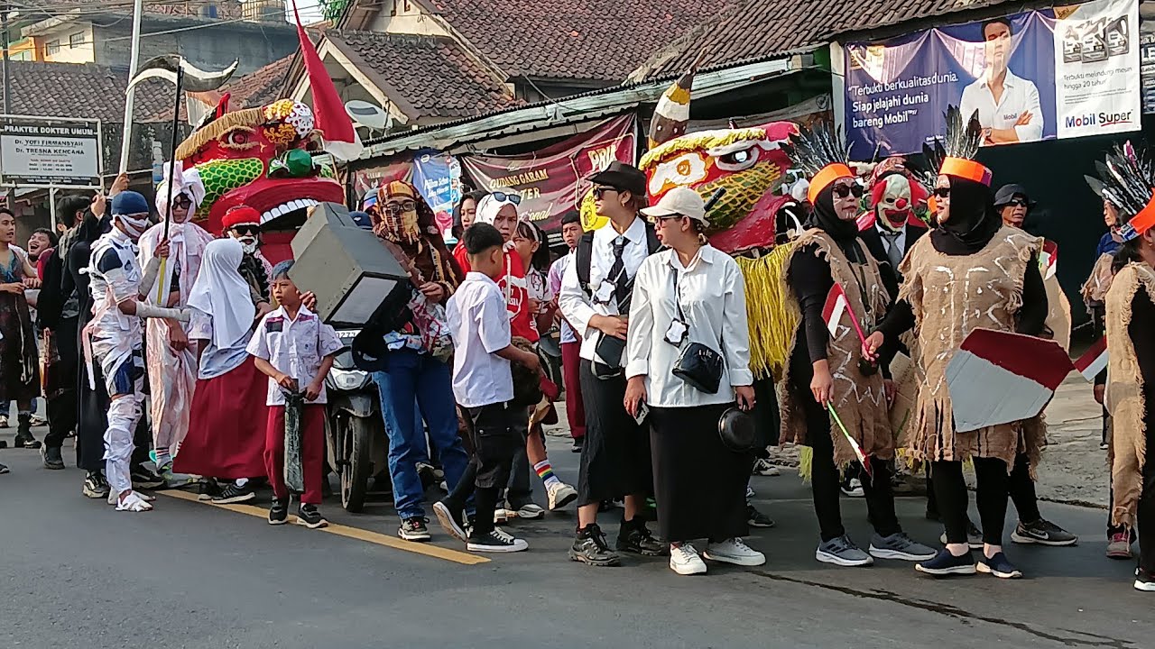 UNIK !!! KEMERIAHAN KARNAVAL HUT RI KE 79, DESA TAGOG APU #exploredunia #viraltiktok #barongan