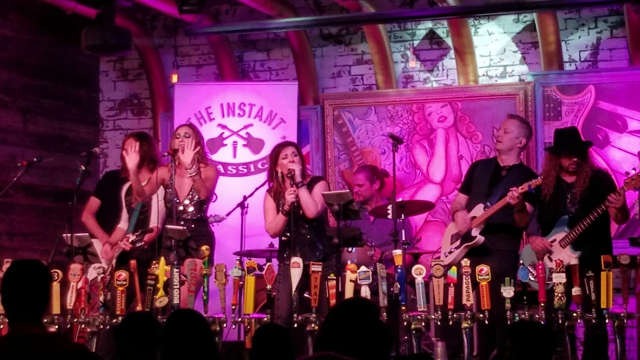 The Instant Classics perform "Sweet Child of Mine" at Copper Blues