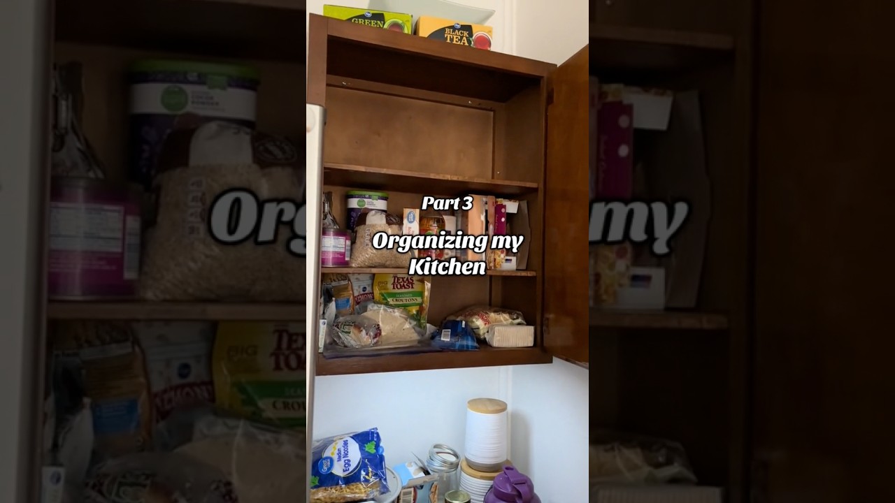 ✨ Much needed!! ✨ #organizing #kitchen #organizewithme #clean #reset #shorts