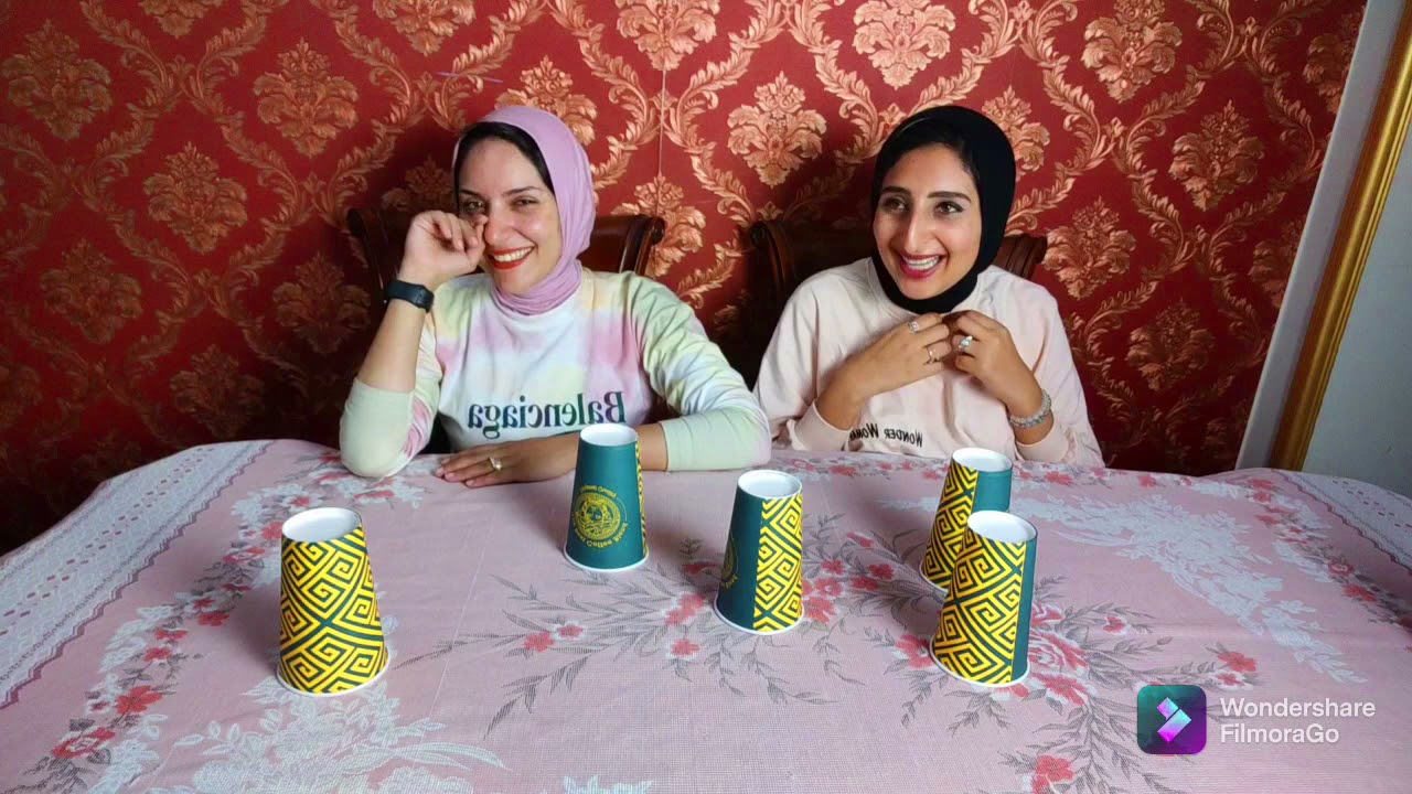 تحدي الاسئله المحرجه😱( انا وهاجر) عرفنا هاجر كانت مرتبطه بمين🤕