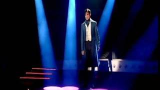 Video thumbnail of "Gareth Gates sings Empty Chairs at Empty Tables from Les Miserables on Michael Ball show"