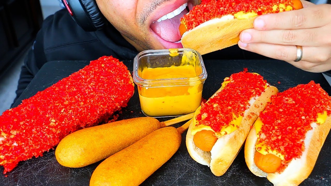 ASMR HOT CHEETOS CORN DOGS CHEESY HOT DOGS CORN ON THE COB EATING MUKBANG JERRY MOUTH SOUNDS TINGLES