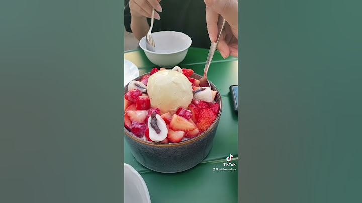 Erstes mal koreanisches Bingsu essen in Deutschland 😳🍧. (빙수)