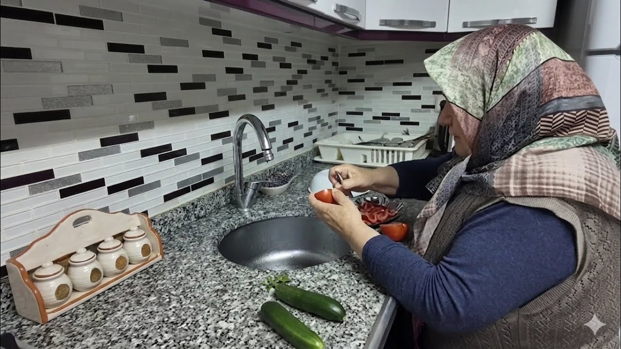 Pazardan Mutfağa: Babamla Yolda Sohbet Ettik, Annem Nefis Yemekler Hazırladı! 🌾 Pazardan Mutfağa: Babamla Yolda Sohbet Ettik, Annem Nefis Yemekler Hazırladı! 🌾