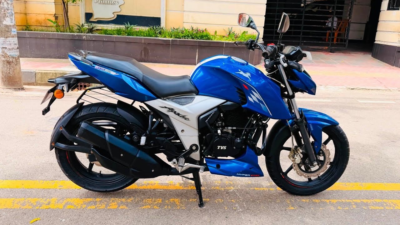 TVS Apache RTR 160 4V 2022 Blue