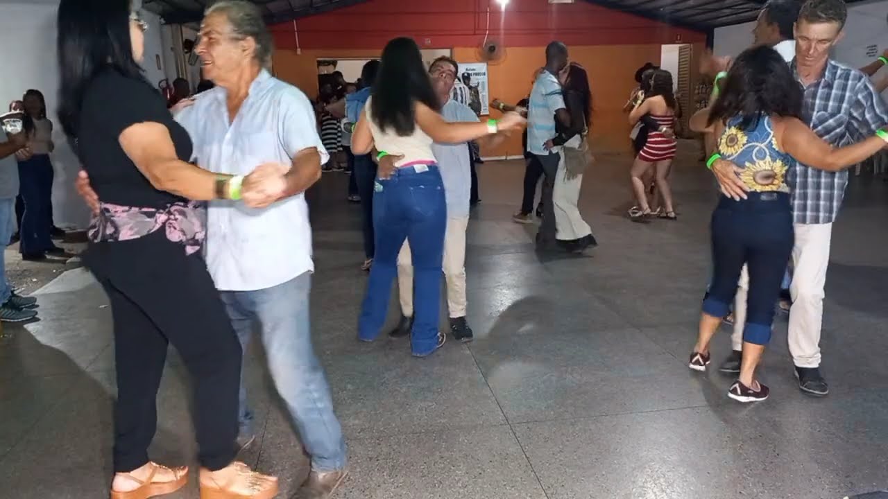 FORRÓ  DO  BOLINHA  COM  O  DJ  GABRIEL  SILVA    @bailaresemprebomoficial 