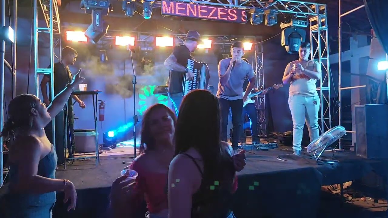 MARCOS VINÍCIUS UM SHOW COMPLETO FORRÓ DE ARREPIAR OURO BRANCO MELHOR FORRÓ DA REGIÃO FORRÓ DO BOY