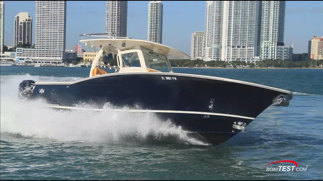 Scout Boats 350 LXF Test 2015- By BoatTest.com