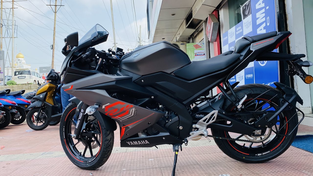 TAKING DELIVERY OF MY NEW BIKE 🏍 / VLOG / R15 V3 / RITIK CHOUHAN