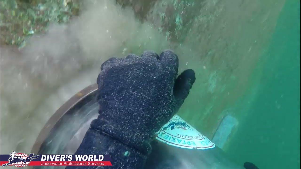 Underwater hull cleaning & propellers polishing for a Offshore Supply
