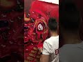 Pintura ROJA en el estudio – urban art video, arte urbano Barcelona, street art video Barcelone
