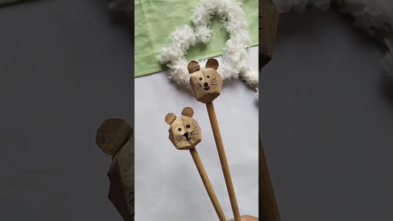 Cute teddy bear pencil topper 