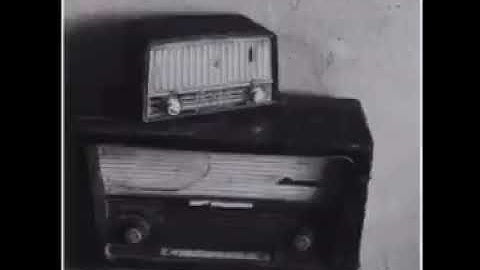 من يعرف اسم القارئ يكتب بالتعليق وجزاكم الله خير