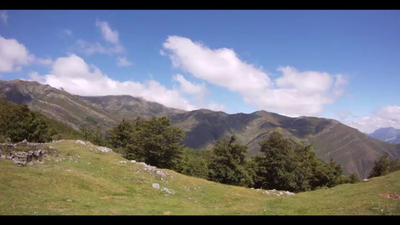 Puerto de Piedrafita-Asturias JUL- 2014