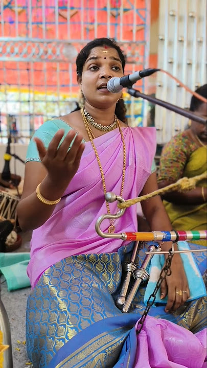 கறிக்கரைக்கும் தேங்காயில் கையேந்த குழந்தை 🥺🥺🙏🏻 #villisai #revathivillisai #folk_songs