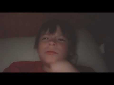 Kid has an asthma attack while singing levitating