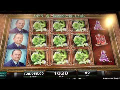 Black Widow Bonus Round at $300 a pull Cosmo Las Vegas - 동영상