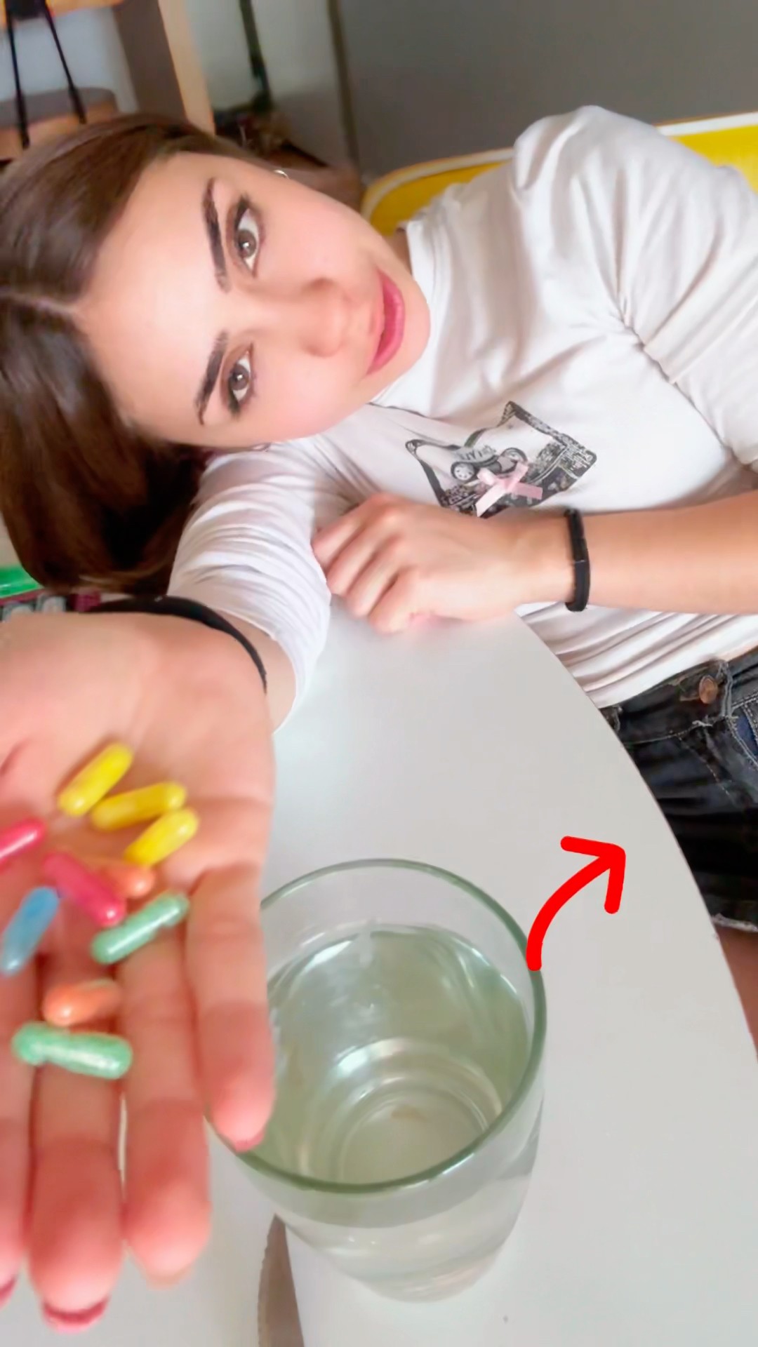 DINOSAURIOS en PASTILLAS XD??