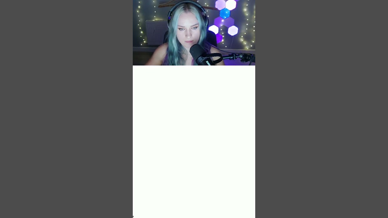 GUYS... LOOK AWAY .. 0.1 sec later👩‍🦯