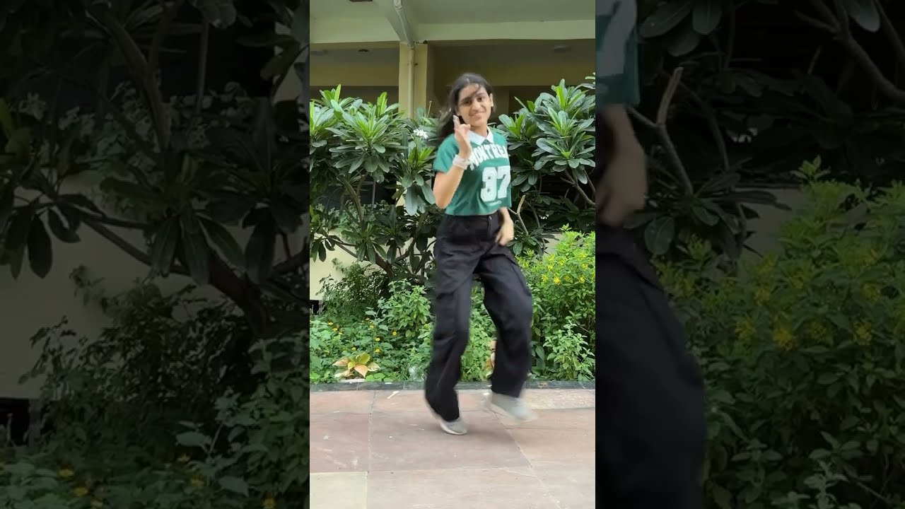 Vekh Sohneyaa Call Me Bae Callmebae Shorts Viral Dance Youtube