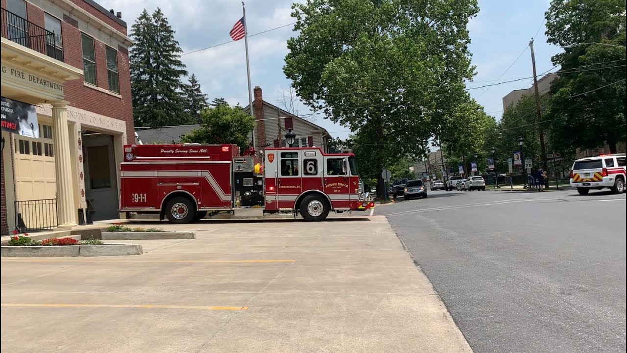 Stroudsburg Fire Dept. Engine 38-6 & Command 38-7 Responding to a House ...