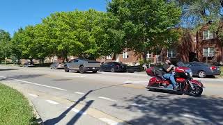 😂 Biker Dude Apparently Doesn't Like CYBERTRUCK