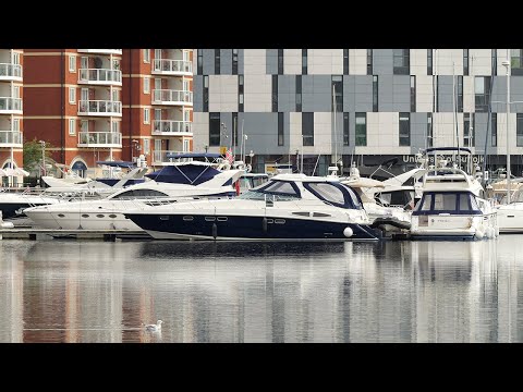 Ipswich Waterfront Walking Tour | 4k