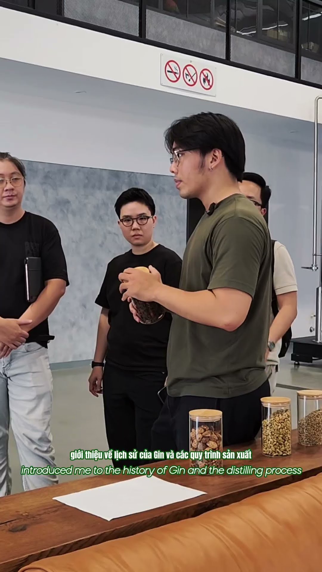 Sáng tạo loại gin cá nhân tại Saigon Baigur Gin