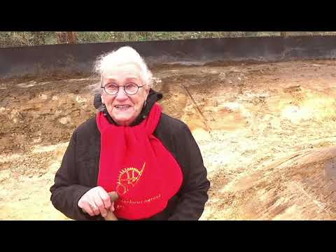 Eerste spade in de grond Midwinterhoorn Plantage 28 11 2020