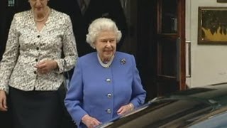 The Queen pays a visit to her husband Prince Philip in hospital