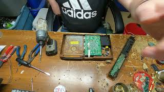 How to scrap out a laptop. #howto #laptop #scrap